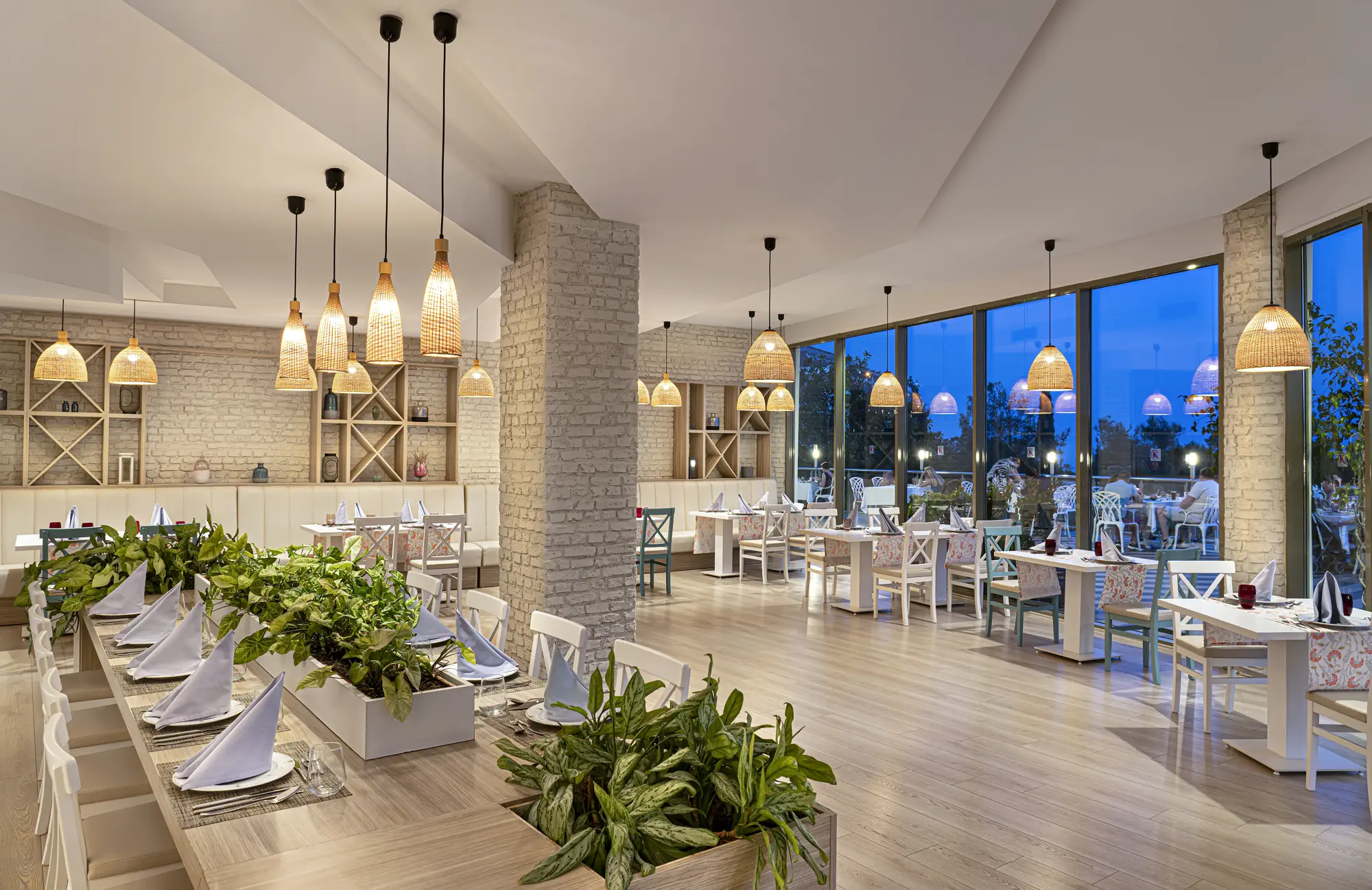 Главный ресторан!