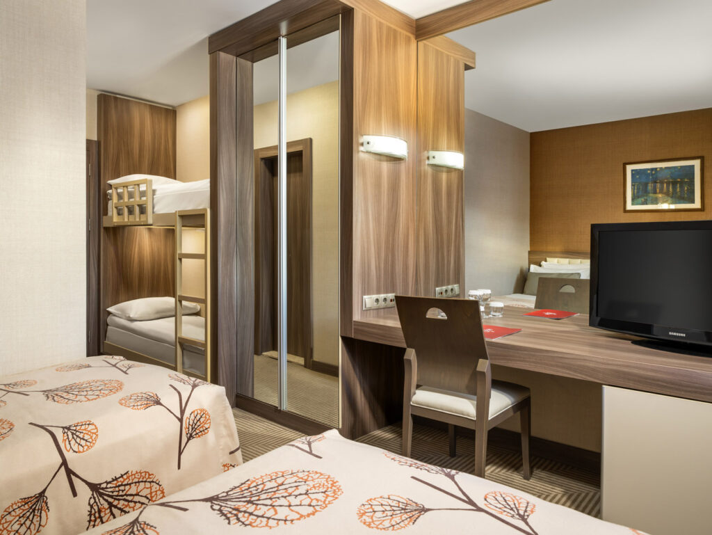 Superior Family Suite