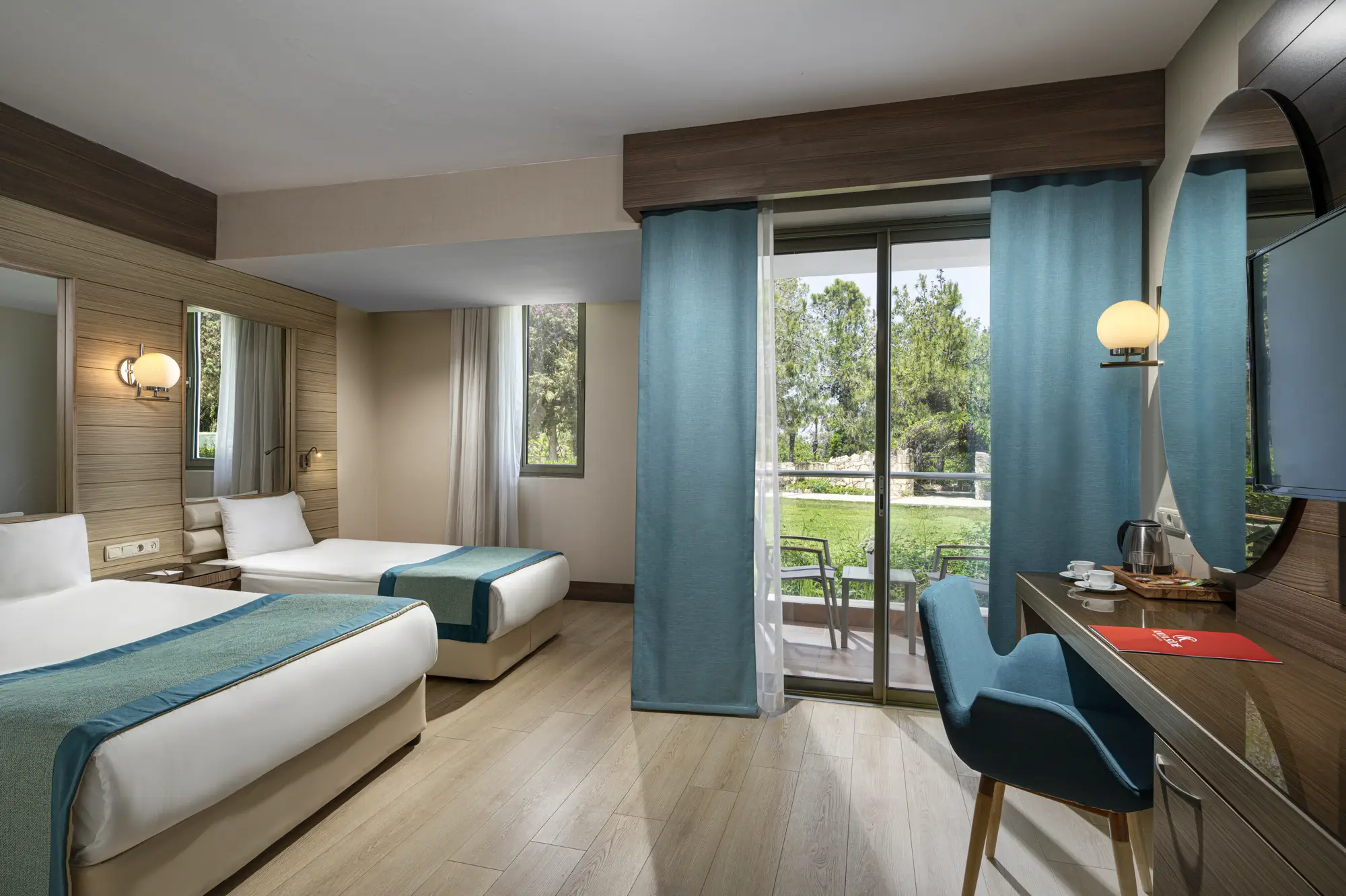 Standardzimmer mit Landblick 1